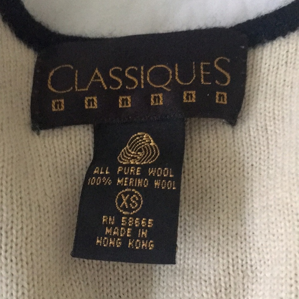Sweater - Picture 2 of 3